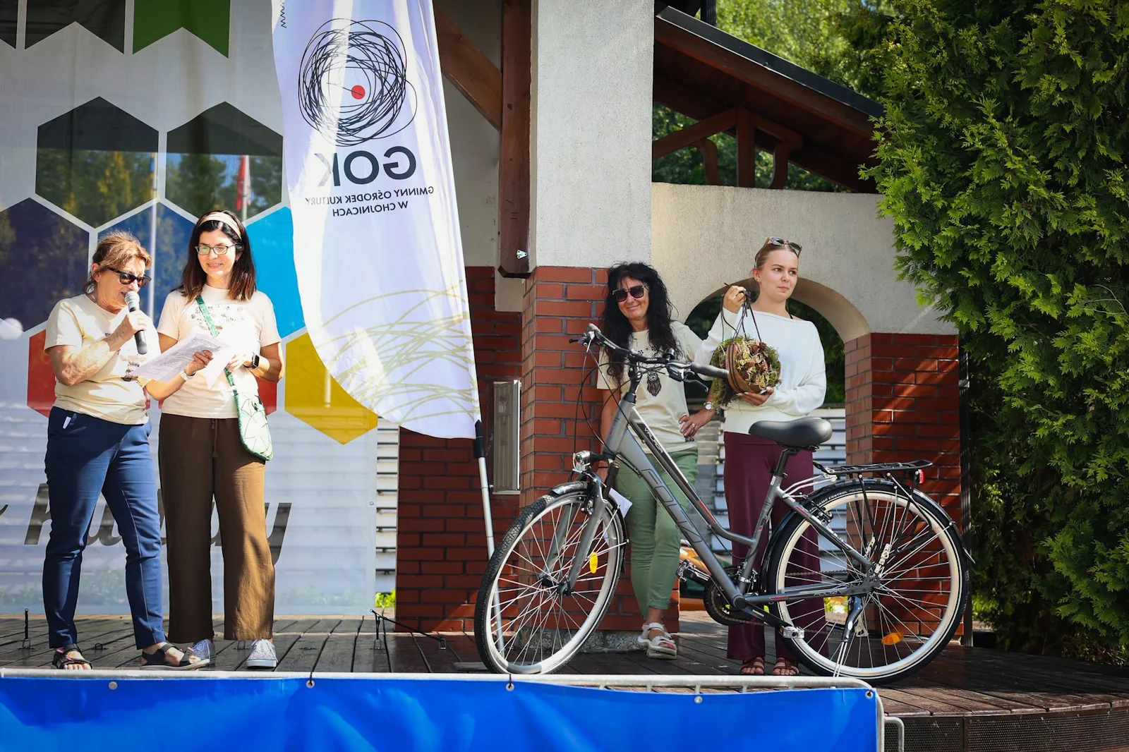 VII JARMARK CZYM CHATA BOGATA
